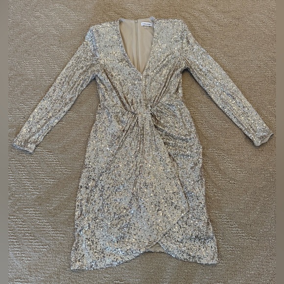 Calvin Klein Elegant Silver Sequin Dress - Picture 1 of 8